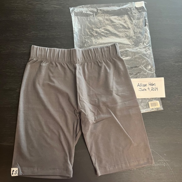 Taylor Swift “Ash from Your Fire” Grey Bike Shorts Size Large - Picture 2 of 3